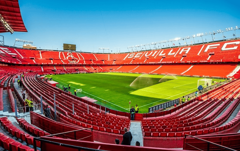 สนาม : Estadio Ramón Sánchez Pizjuán (Sevilla)